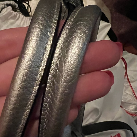 Coach silver Swagger 21 in pebbled leather. Dust bag included. - Picture 2 of 10